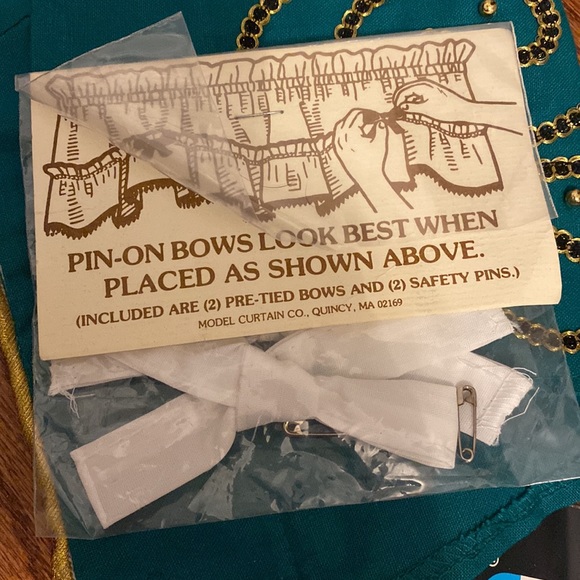 Lot of 4 Arts & Crafts “Stuff” - Picture 5 of 5